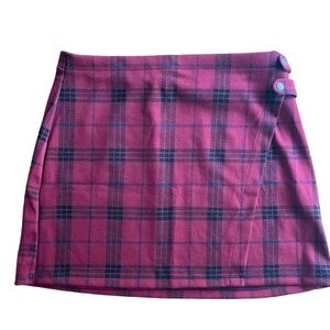 NWT Kohls SO Junior Plaid Wrap Skirt with Tabs on Side Size L Unlined Red Black